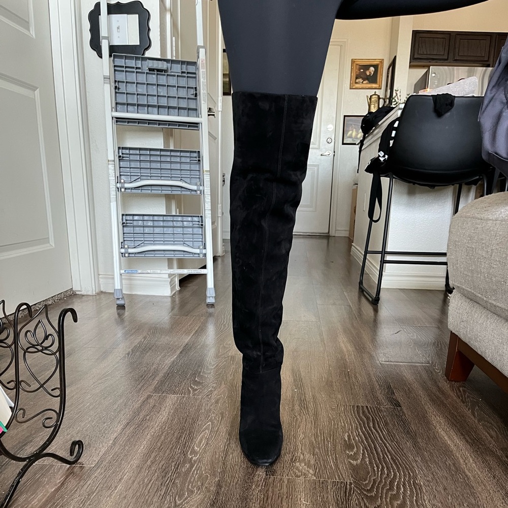 Saint Laurent black suede boots - Picture 6 of 7